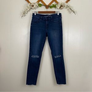 Universal Thread sz:8/29R Dark Wash Denim Ripped Distressed Skinny Jean Raw Hem